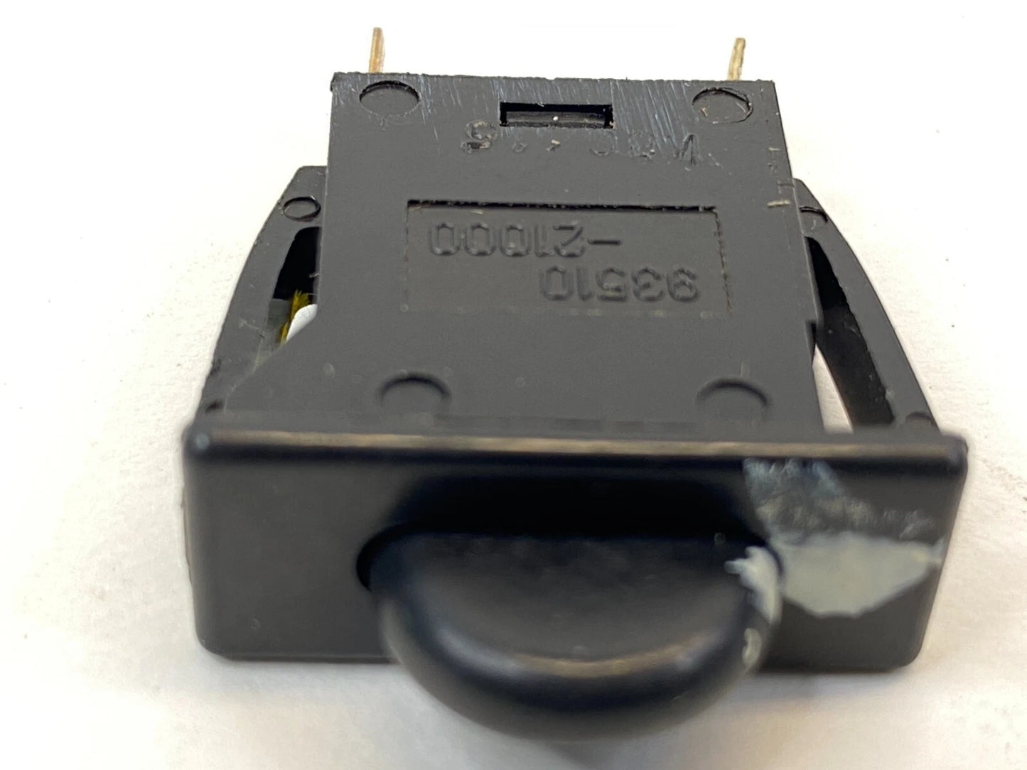 2009 09 HYNDAI SONATA GLOVE BOX LAMP LIGHT SWITCH SWITCH 93510-21000 OEM