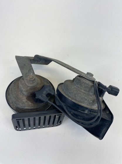 2013-2016 Ford Escape Low & High Tone Horn Pitch Alarm Signal 55806 AM80S OEM