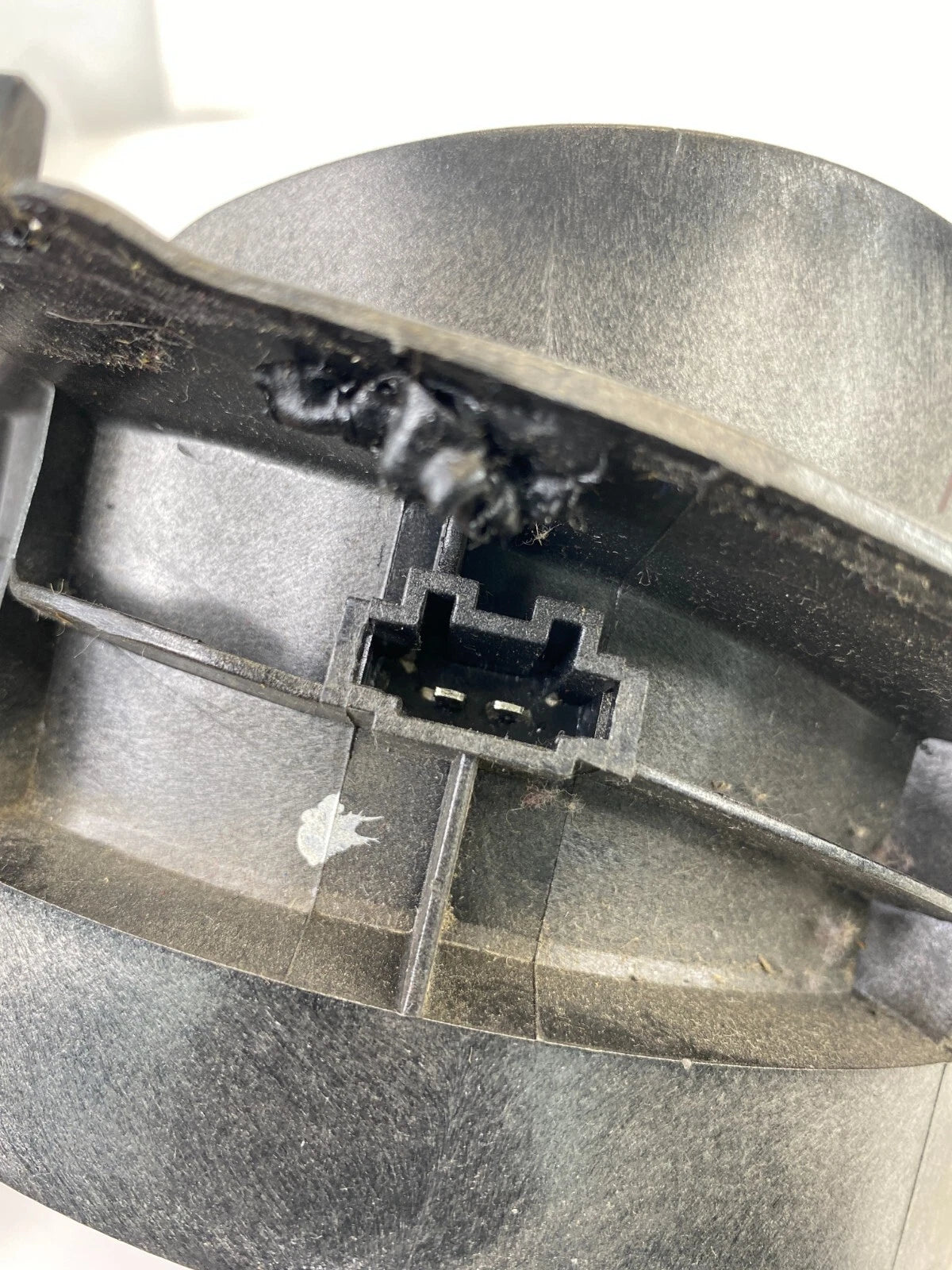 2003-2006 MERCEDES BENZ E500 REAR LEFT SIDE DOOR AUDIO SPEAKER A2118202502 OEM