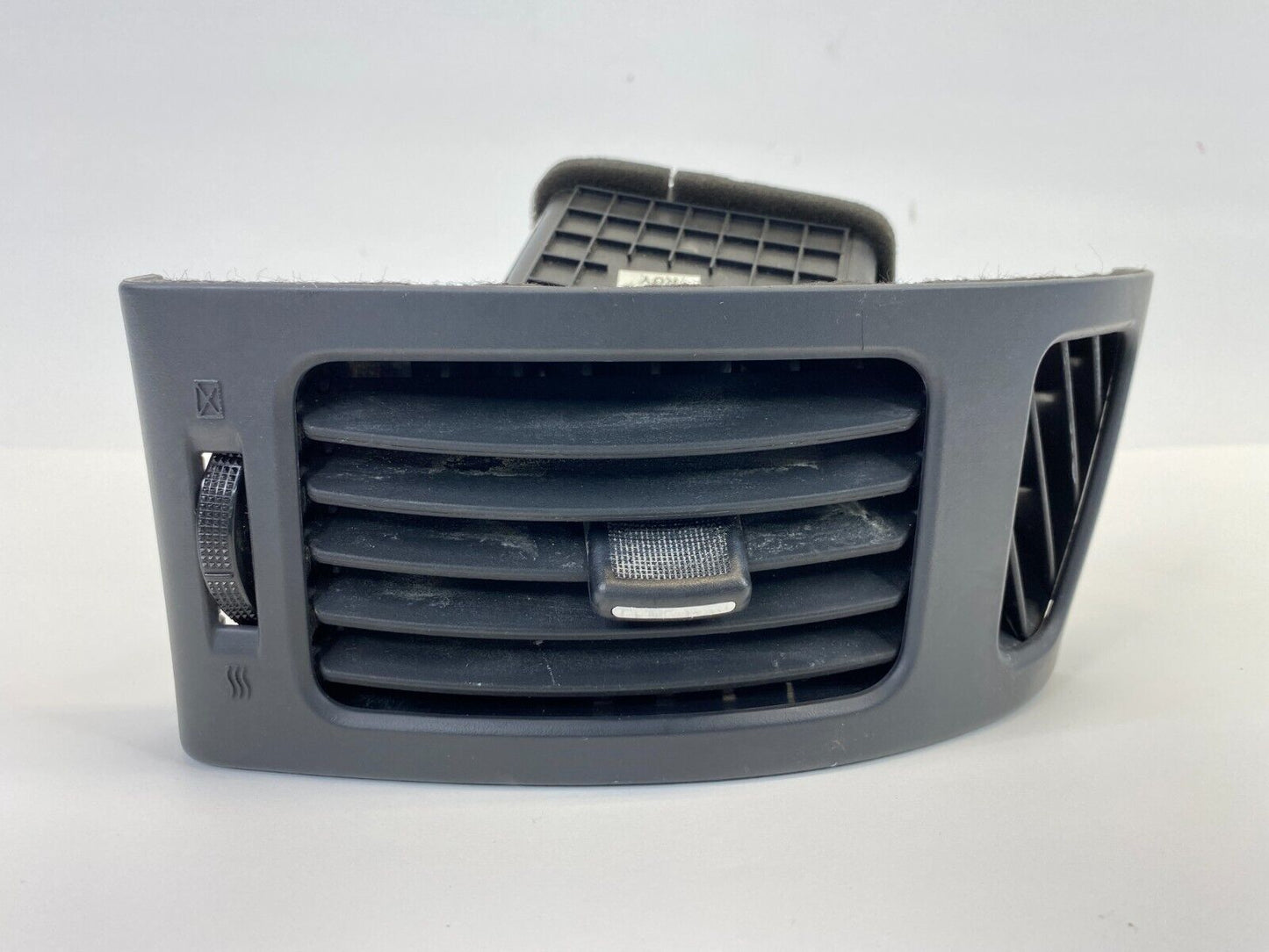 2007-2009 Hyundai Elantra Right Side Dash AC Air Vent Grille Outlet 97490-2H000