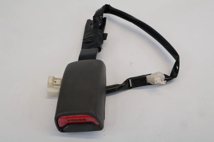 2004-2006 TOYOTA TUNDRA CREW CAB FRONT RIGHT PASSENGER SEAT BELT BUCKLE OEM
