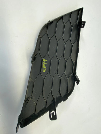 16-19 NISSAN SENTRA FRONT RIGHT SIDE FOG LIGHT LAMP GRILLE COVER 622564AF0B OEM