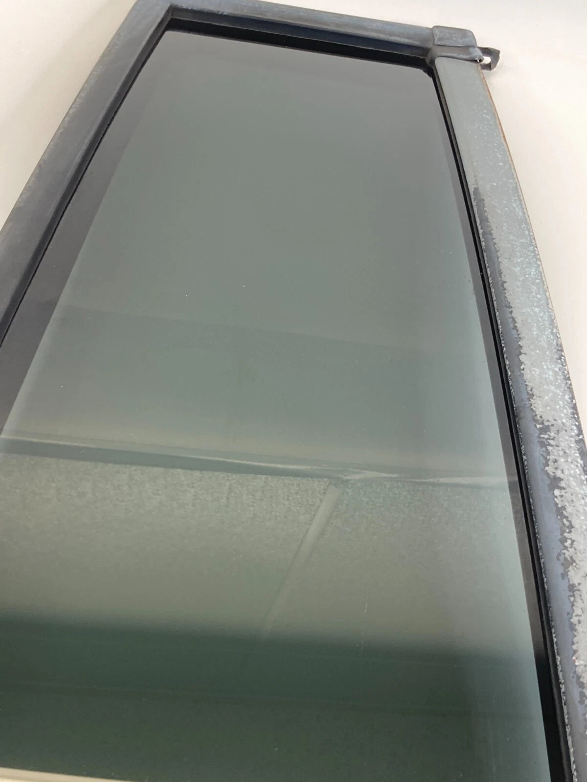 93-98 JEEP GRAND CHEROKEE REAR RIGHT BACK DOOR VENT FIXED GLASS WINDOW 55255588