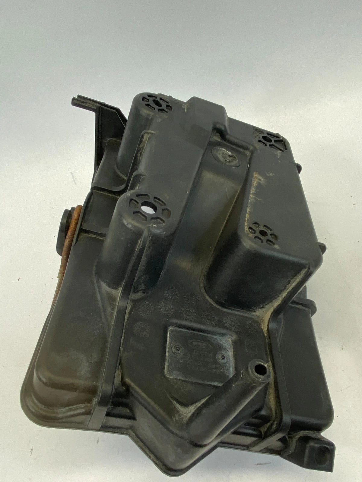 2001-2010 FORD ESCAPE BATTERY SUPPORT TRAY HOLDER ASSY YL84-10723-BD OEM