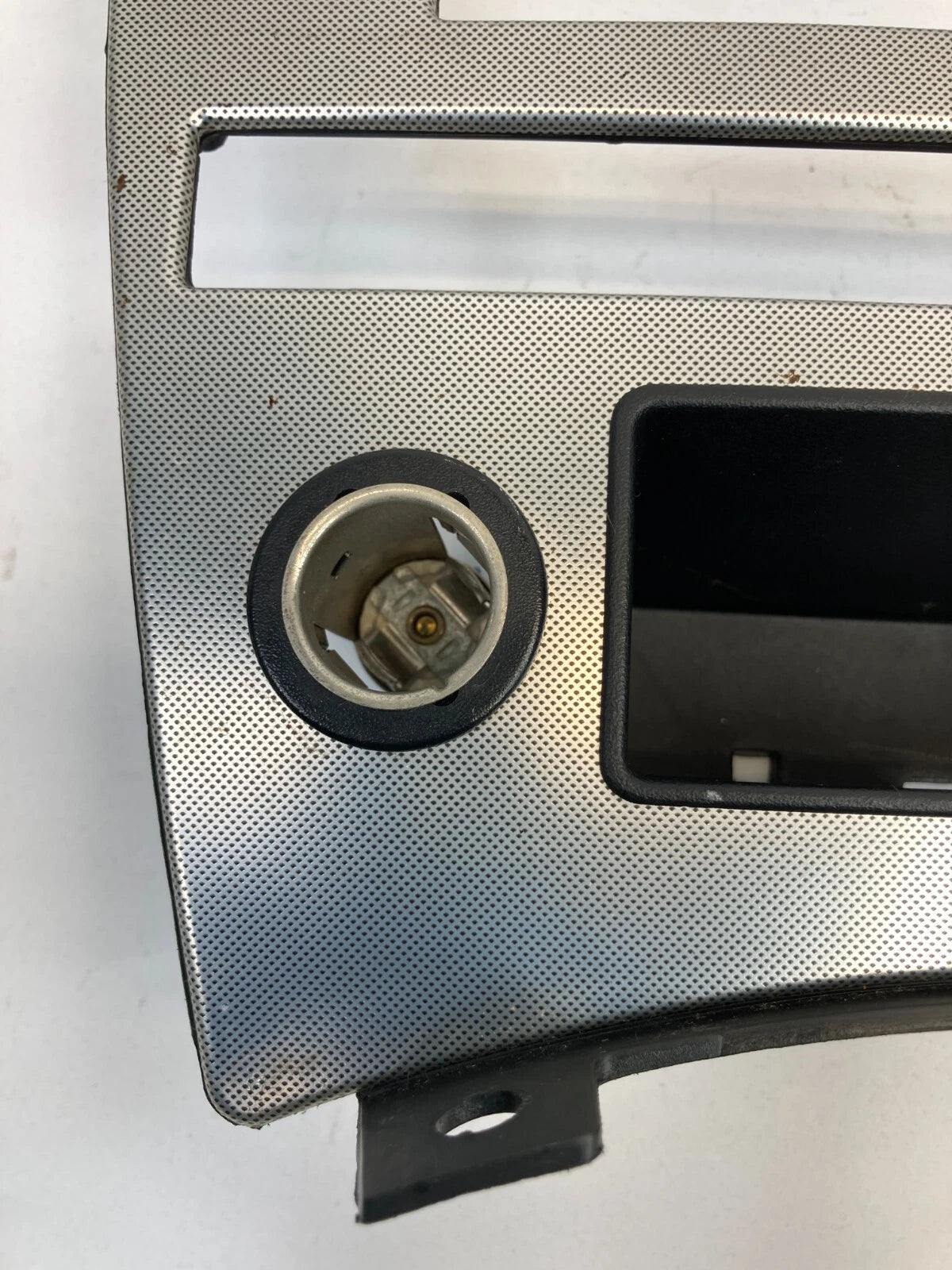 05-07 JEEP GRAND CHEROKEE CENTER TRIM DASH CLIMATE CONTROL BEZEL X35008103 OEM