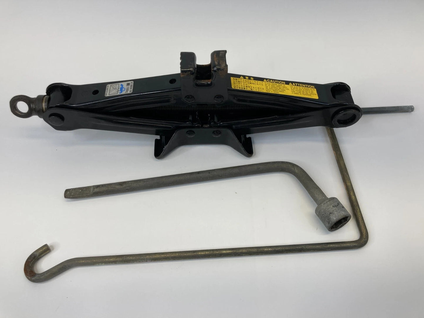 2005 06 07 08 09 2010 SCION TC SPARE TIRE JACK & TOOL KIT WRENCH OEM