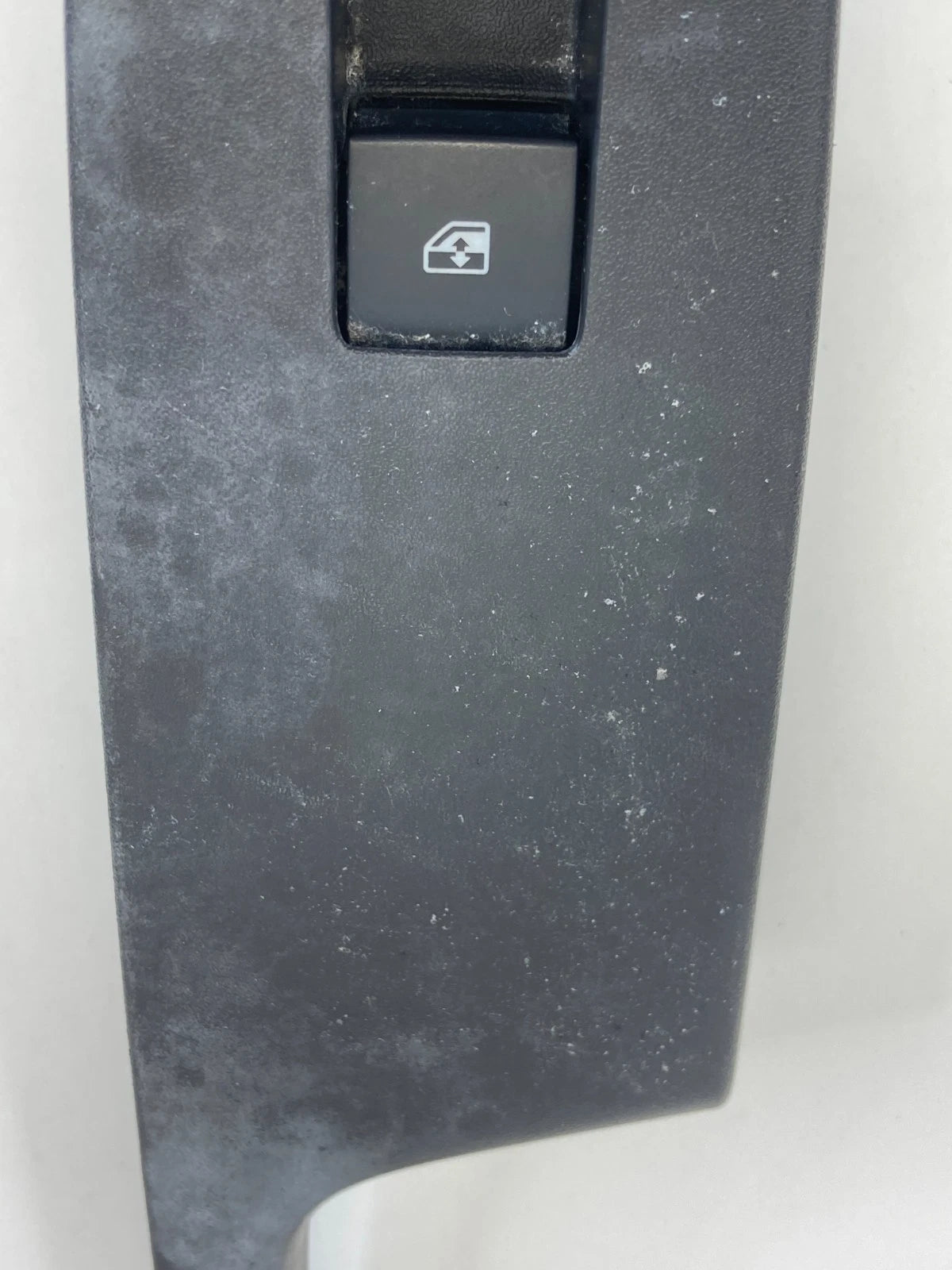 2010-2017 GMC TERRAIN FRONT RIGHT DOOR POWER WINDOW SWITCH W/ BEZEL 25946839 OEM