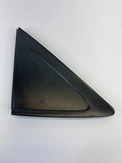 12-17 HYUNDAI ACCENT SDN EXTERIOR RIGHT QUARTER WINDOW MOLDING TRIM 87810-1R000