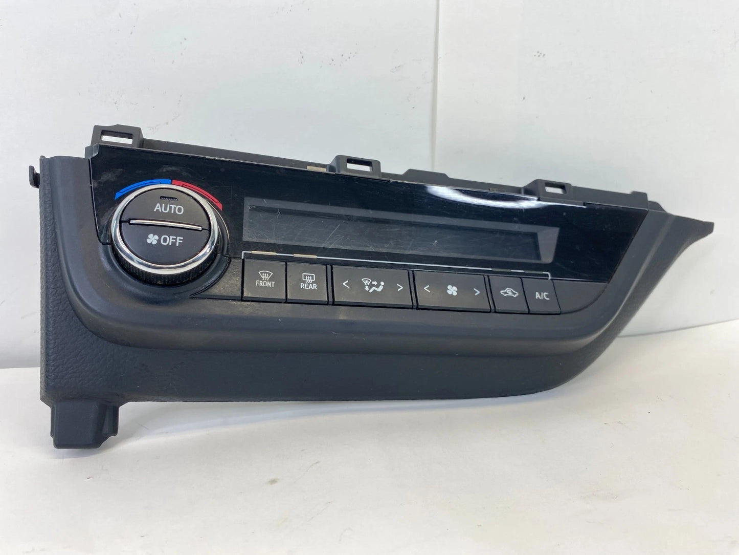 2014-2016 TOYOTA COROLLA A/C HEATER CLIMATE TEMPERATURE CONTROL 75F832 OEM