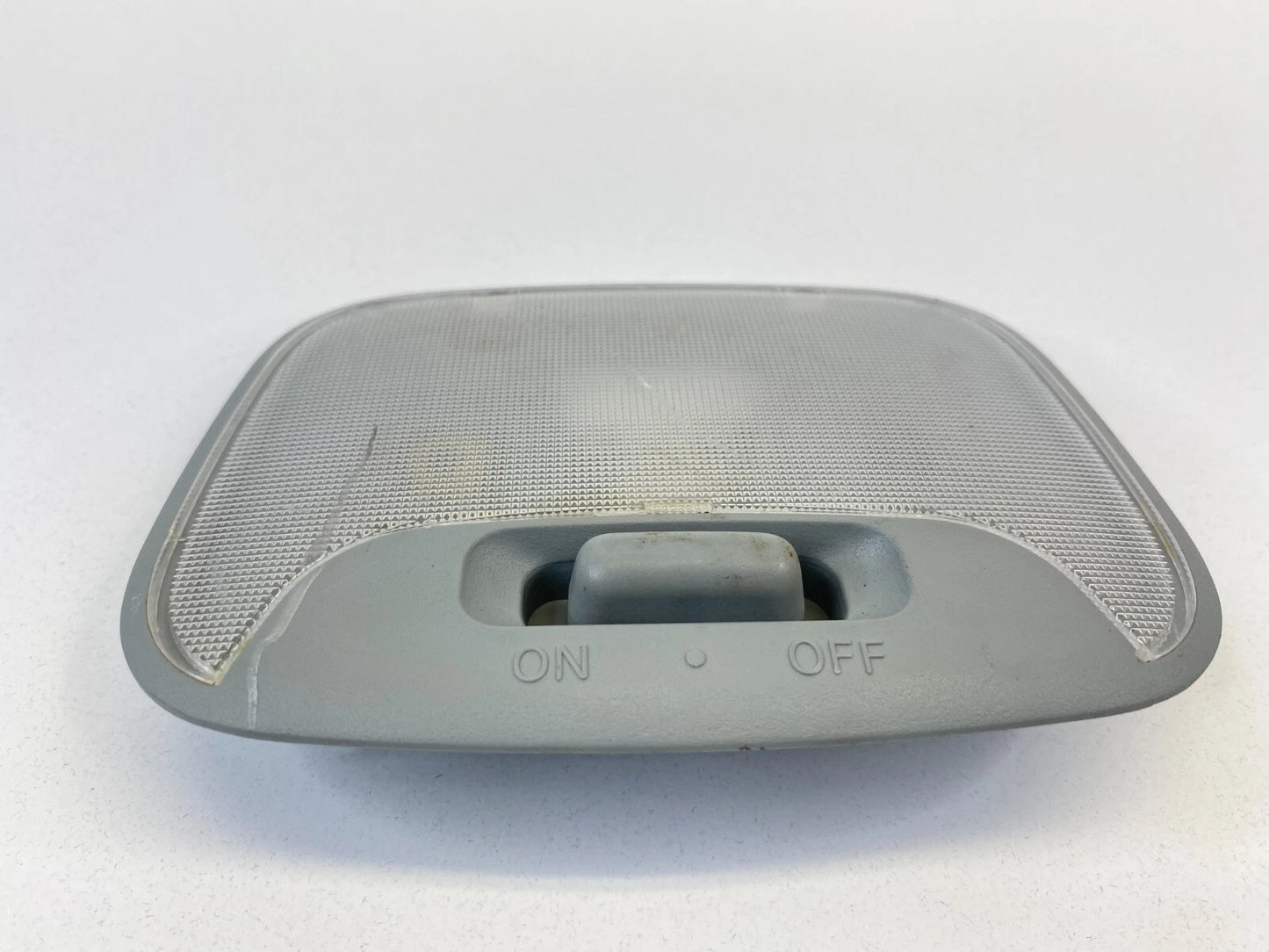 2007-2013 MITSUBISHI OUTLANDER INNER ROOF DOME MAP LIGHT READING LAMP MR190205