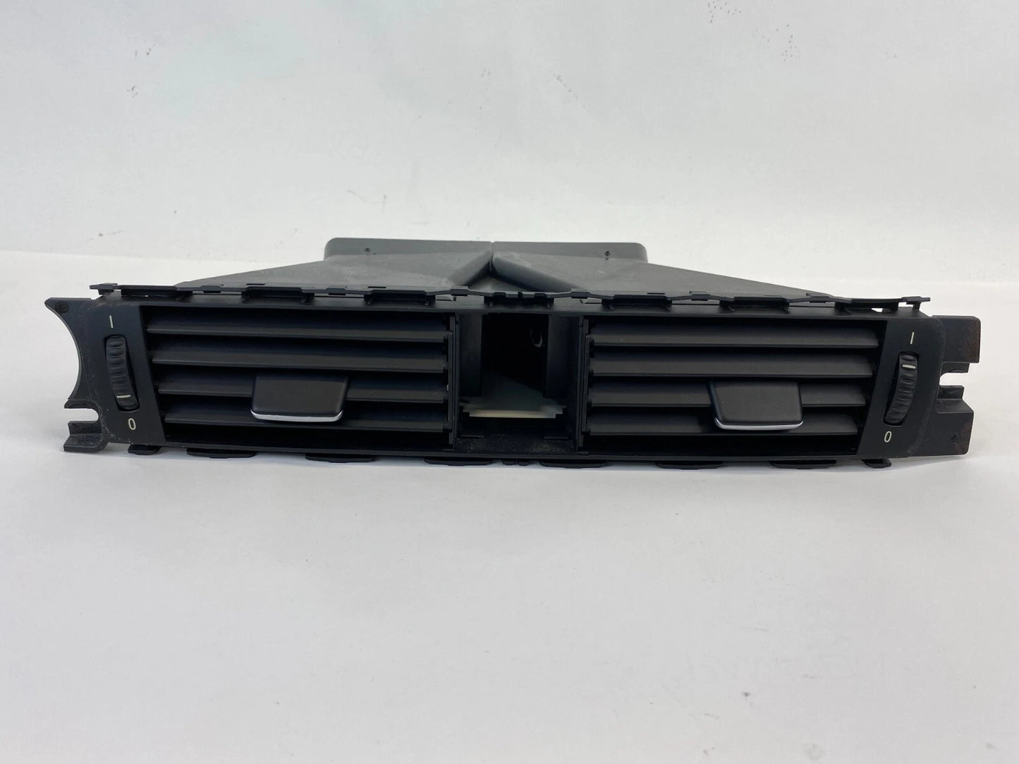 2006 BMW 330I 330XI CENTER DUCT DASH AC AIR VENT GRILLE 14482110 OEM
