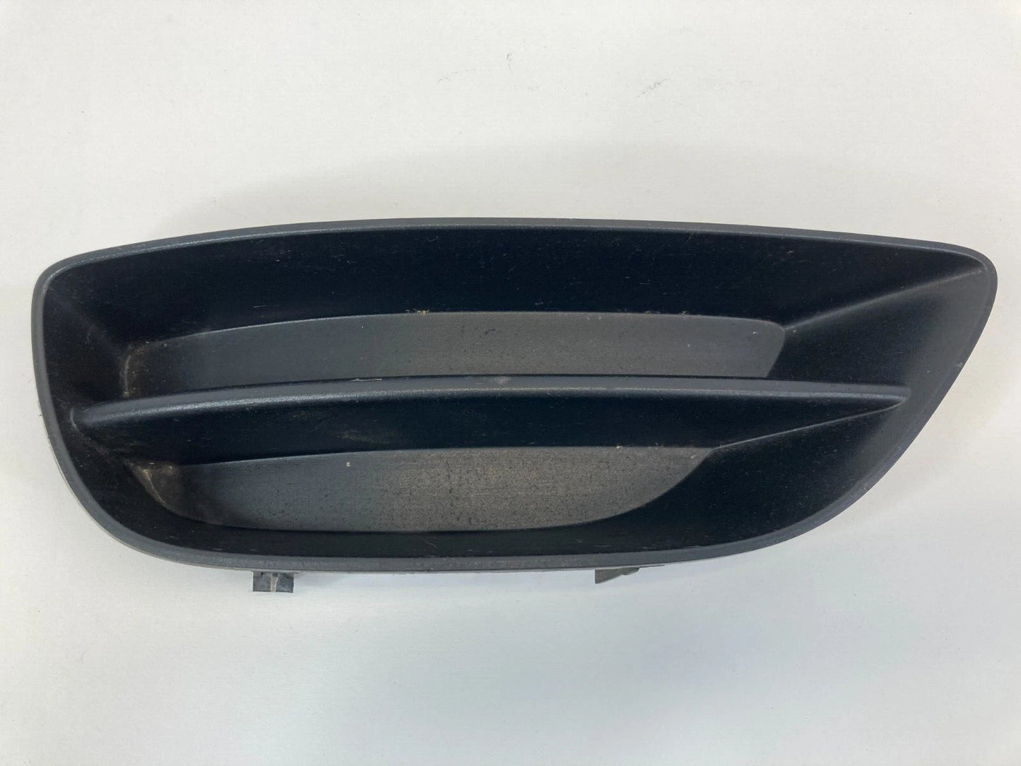 2001 2002 TOYOTA COROLLA FRONT RIGHT BUMPER FOGLIGHT LIGHT COVER CAP 52127-02020