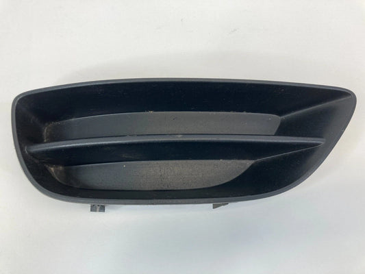 2001 2002 TOYOTA COROLLA FRONT RIGHT BUMPER FOGLIGHT LIGHT COVER CAP 52127-02020