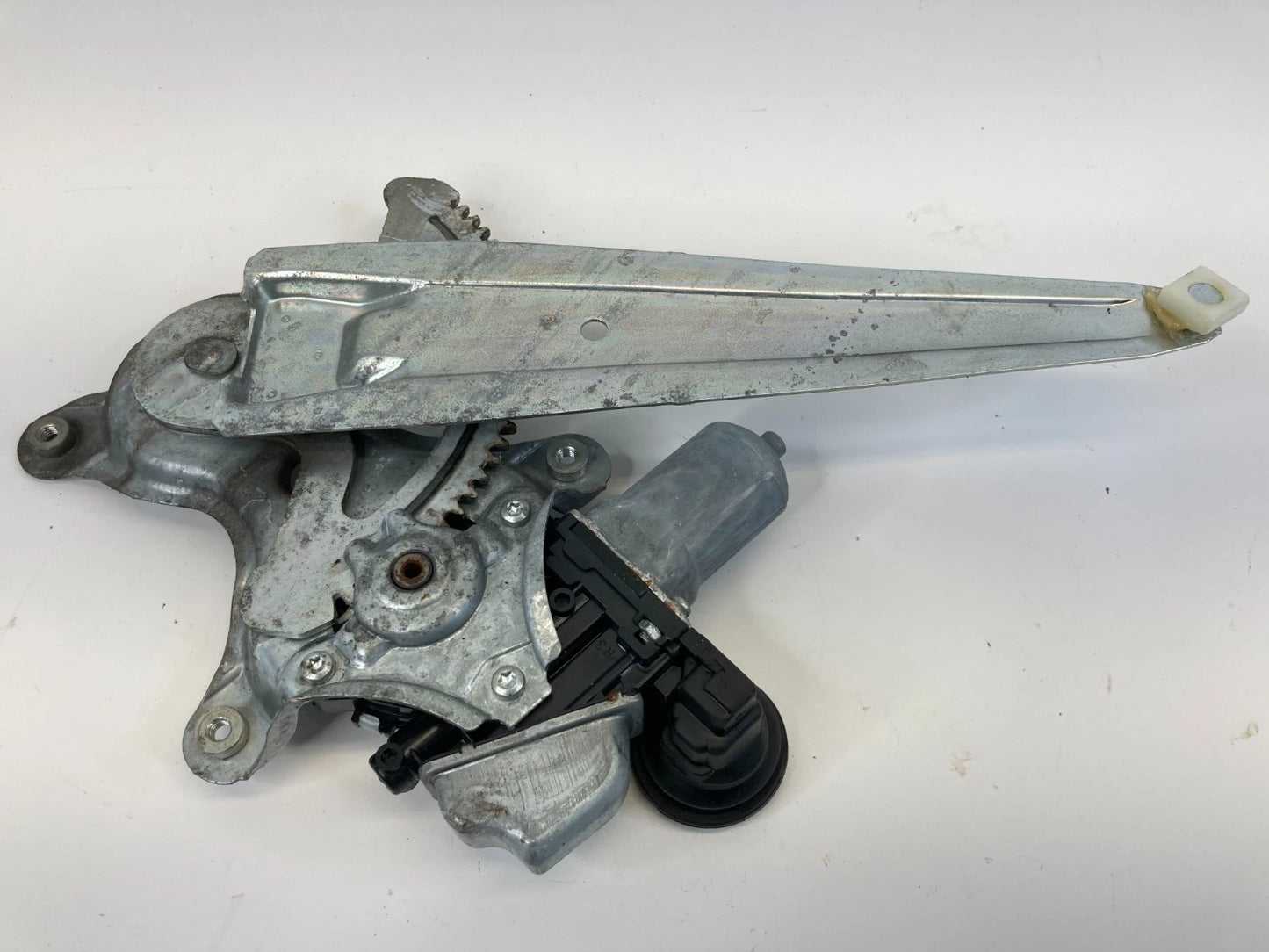 07 08 09 10 11 TOYOTA CAMRY REAR LEFT BACK POWER WINDOW REGULATOR W/ MOTOR OEM