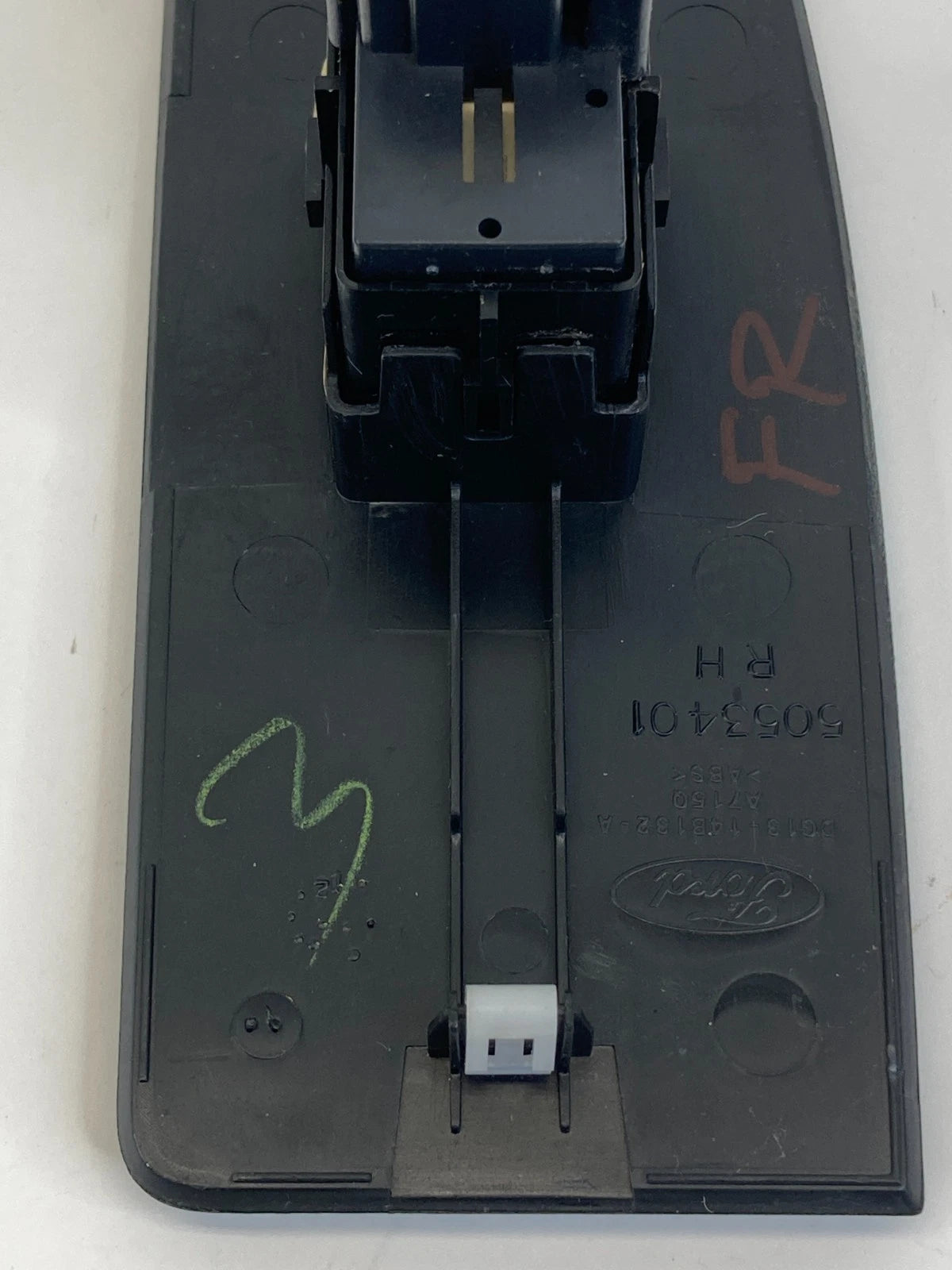 2013-2019 FORD TAURUS POLICE INTERCEPTOR SEDAN FRONT RIGHT POWER WINDOW SWITCH