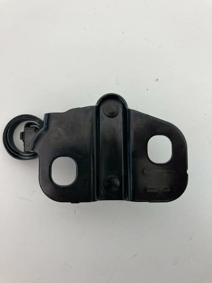2005-2010 CHEVROLET COBALT 2.2L COUPE REAR TRUNK LATCH LOCK CATCH STRIKER PLATE