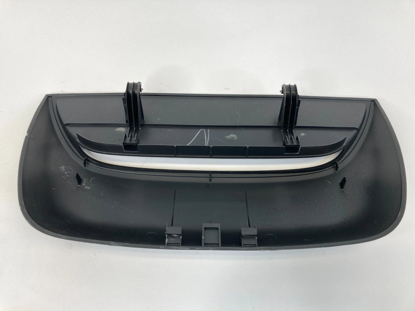 2003-2005 HONDA ACCORD REAR CENTER THIRD BRAKE LIGHT COVER BEZEL TRIM OEM