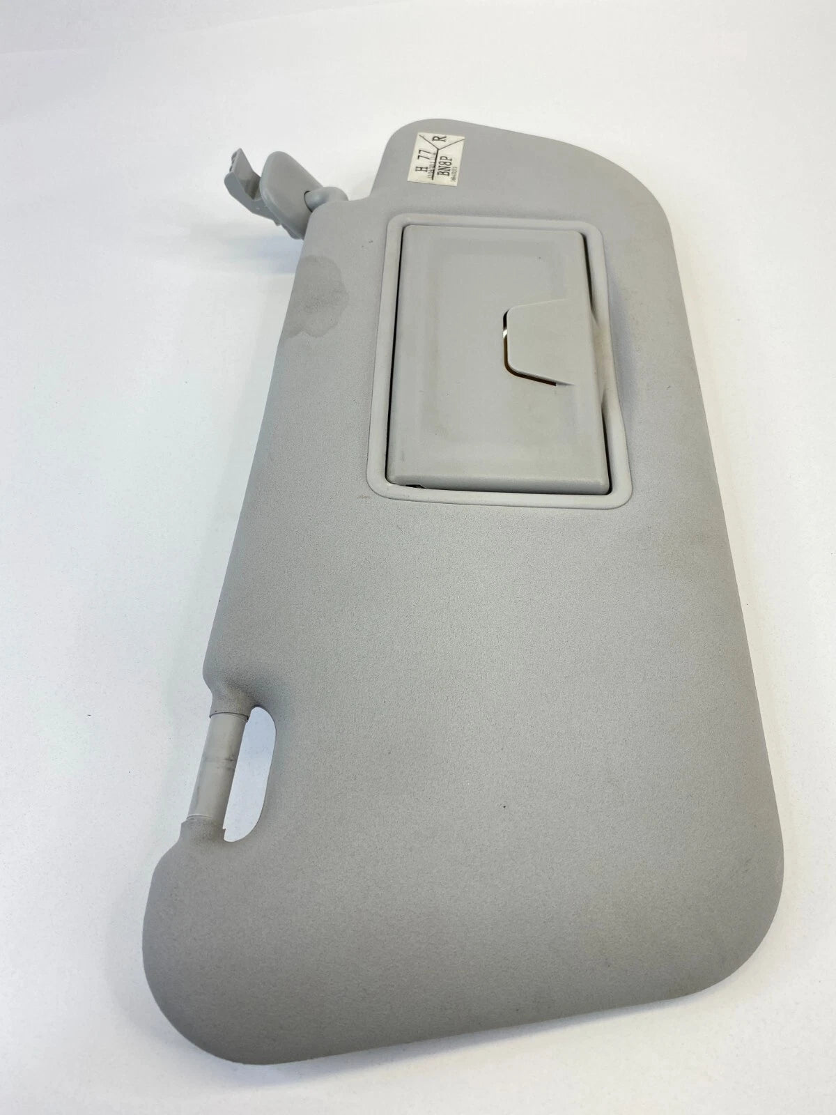 2004-2008 MAZDA3 MAZDA 3 SEDAN RIGHT PASSENGER SIDE SUNVISOR SUN VISOR SHADE RH