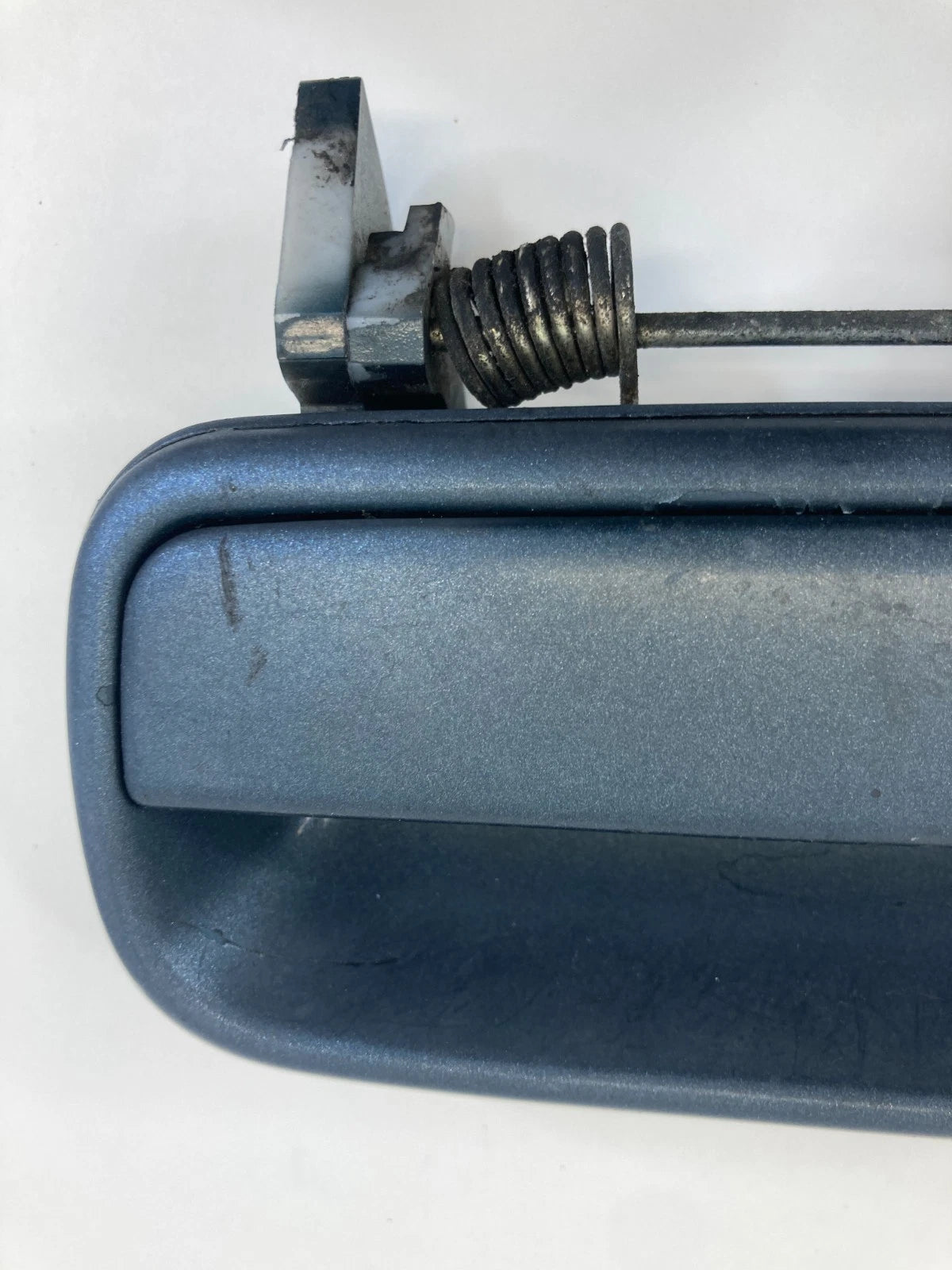98 99 00 01 02 TOYOTA 4RUNNER FRONT LEFT DRIVER SIDE EXTERIOR DOOR HANDLE OEM