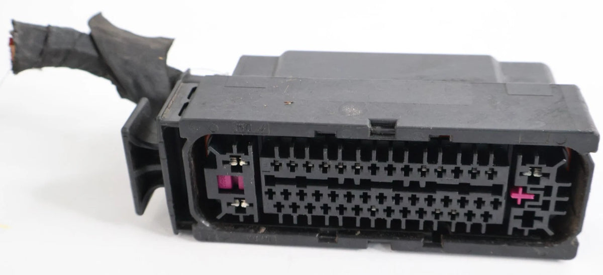 2012-2015 VOLKSWAGEN PASSAT FRONT ABS BRAKE MODULE HARNESS CONNECTOR 7L0-973-047