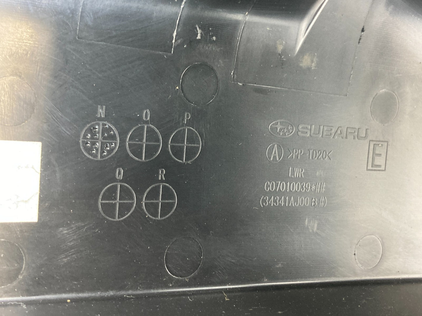 10-12 Subaru Outback Legacy Steering Column Upper Lower Cover Shroud 34341AJ00