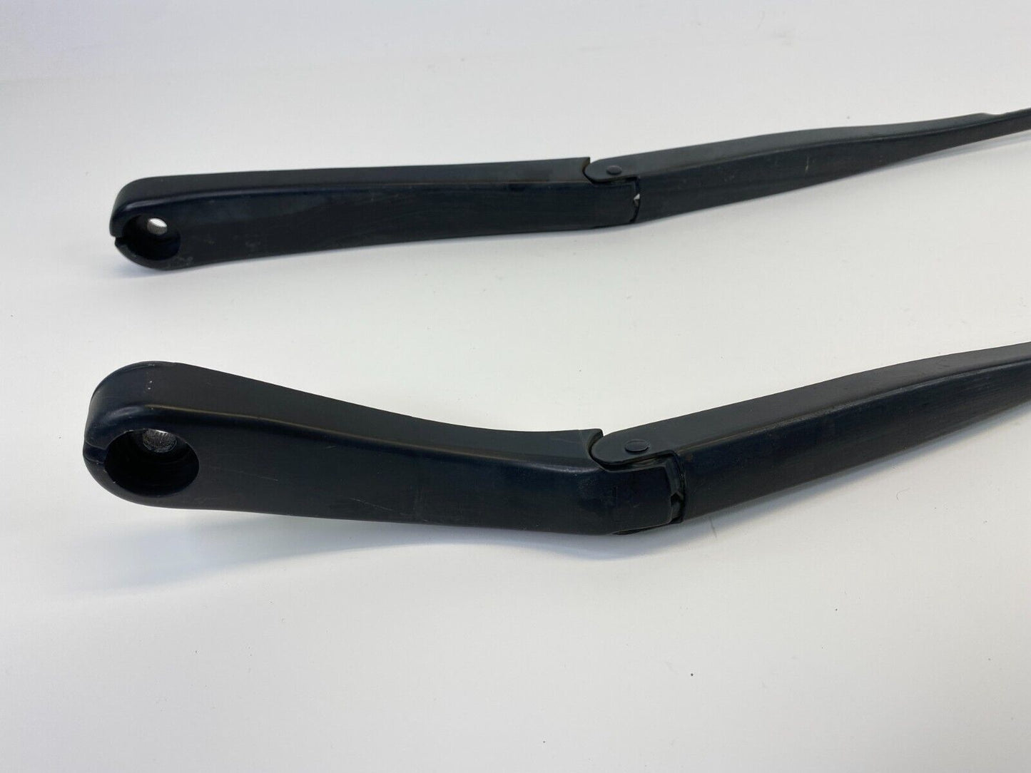 2003 2004 2005 Saab 9-3 Convertible Front Windshield Wiper Arm Pair Set 166355AX