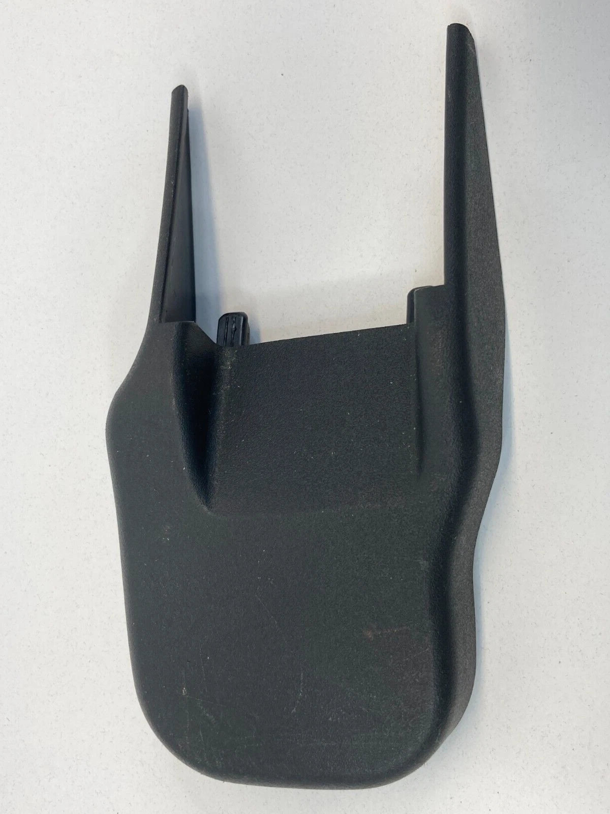 2008-2013 INFINITI G37 FRONT RIGHT OUTER SEAT TRACK COVER TRIM 87507-JK010 OEM