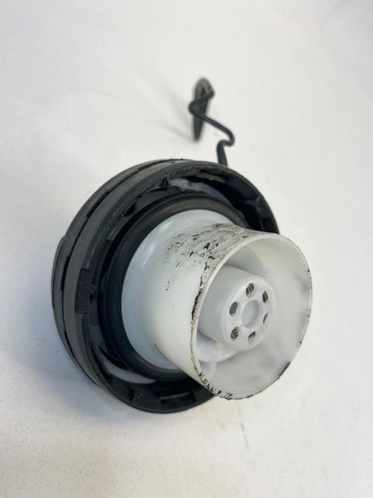2004-2013 TOYOTA MATRIX HATCHBACK FUEL FILLER GAS TANK LID COVER CAP OEM