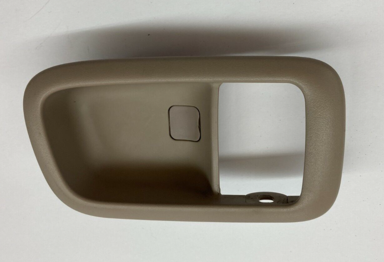 1997-2001 Lexus ES300 Right Passenger Side Inside Inner Door Handle Bezel Trim