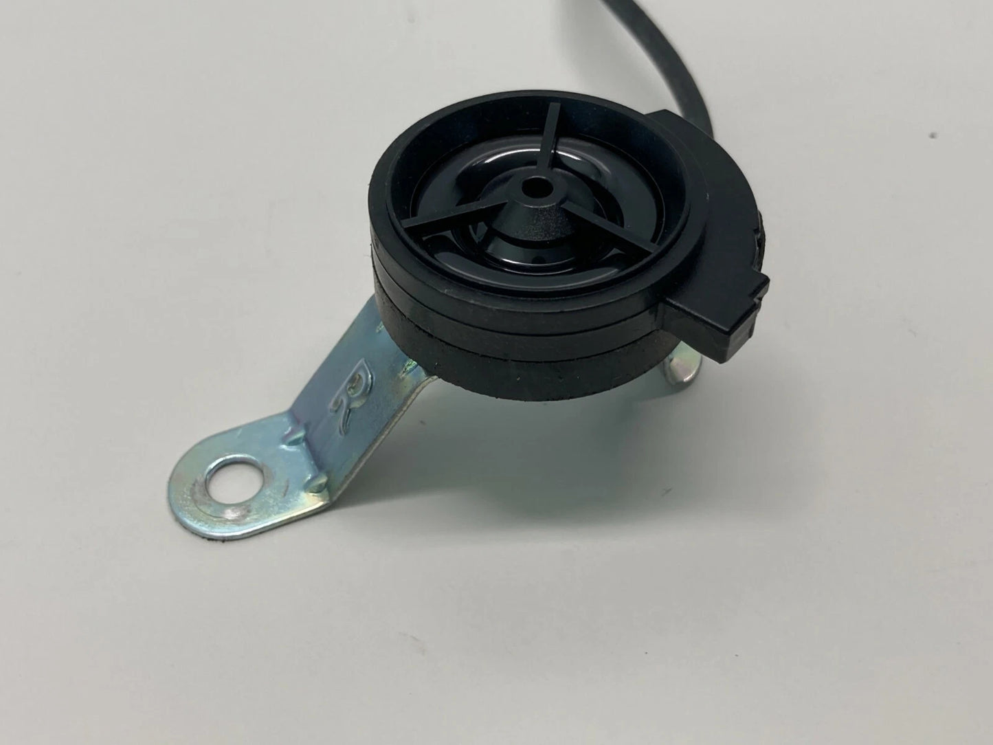 2007-2012 NISSAN VERSA FRONT RIGHT DOOR TWEETER SPEAKER ASSEMBLY 28148EL000 OEM