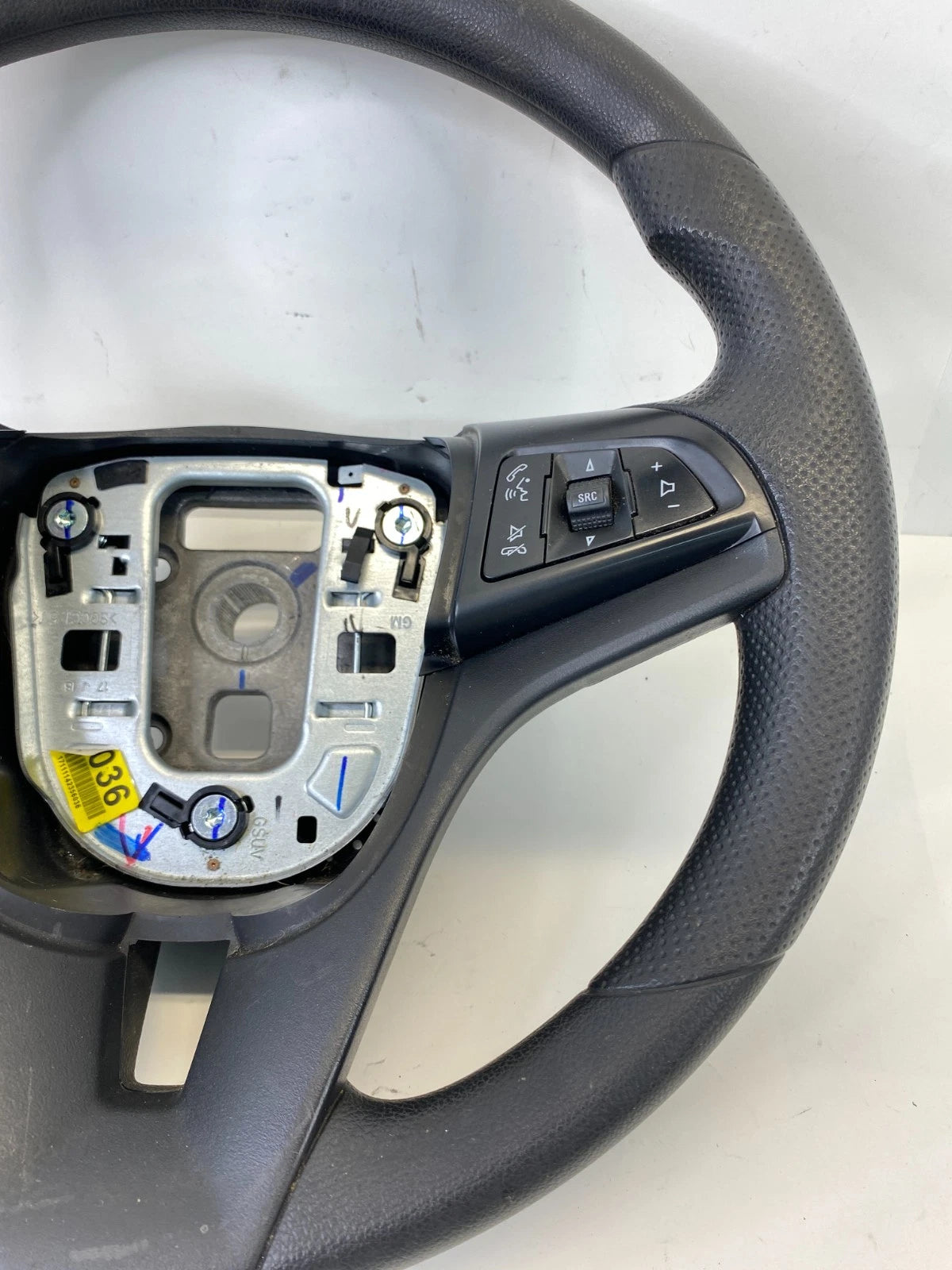 17 18 19 20 21 22 CHEVROLET TRAX A/T STEERING WHEEL W/AUDIO CONTROL SWITCH OEM