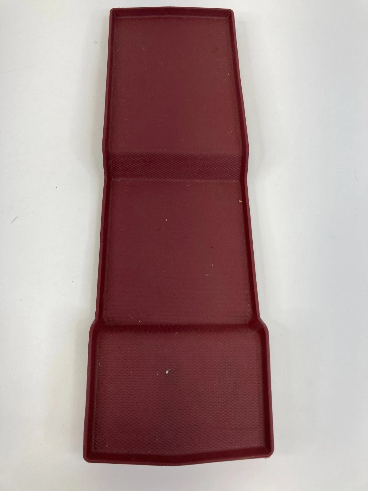 10-15 CHEVROLET EQUINOX CENTER CONSOLE STORAGE FLOOR LINER RUBBER MAT AKE31579