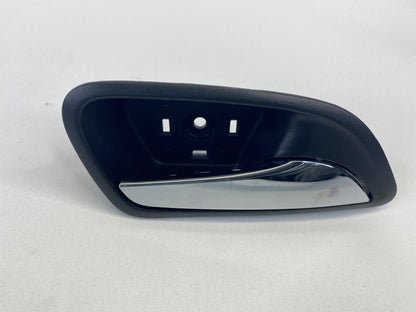 11-16 Chevrolet Chevy Cruze Front Right Side Interior Inner Door Handle 96845904