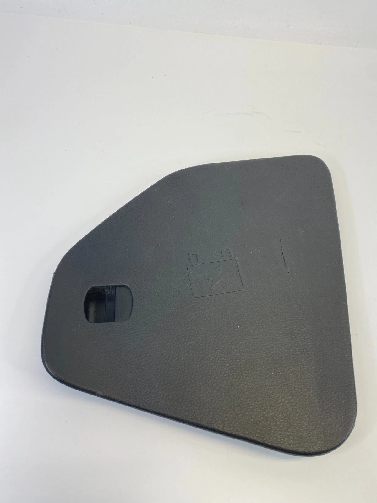 2012-2015 CHEVROLET CAPTIVA SPORT 2.4L L4 DASH FUSE BOX COVER TRIM PANEL