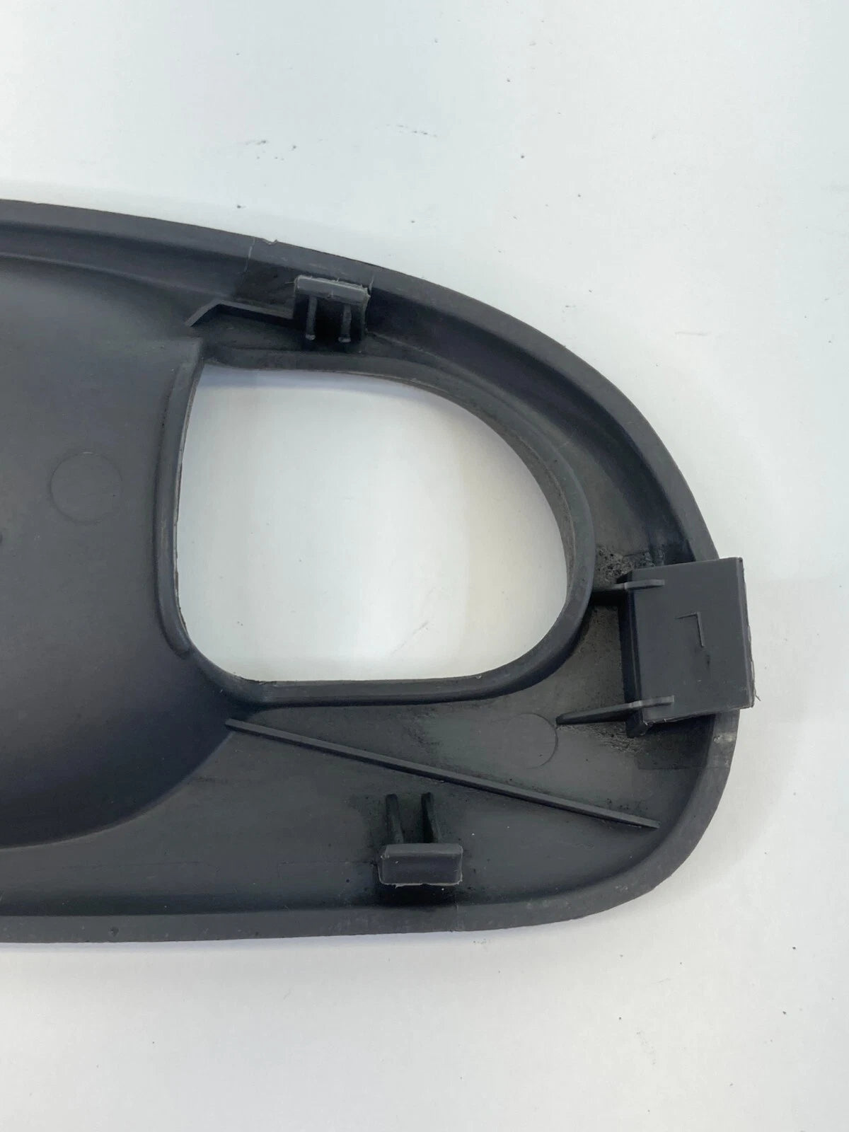 1997-2003 FORD F-150 FRONT LEFT SIDE INTERIOR DOOR HANDLE BEZEL XL34-1522677-AGW