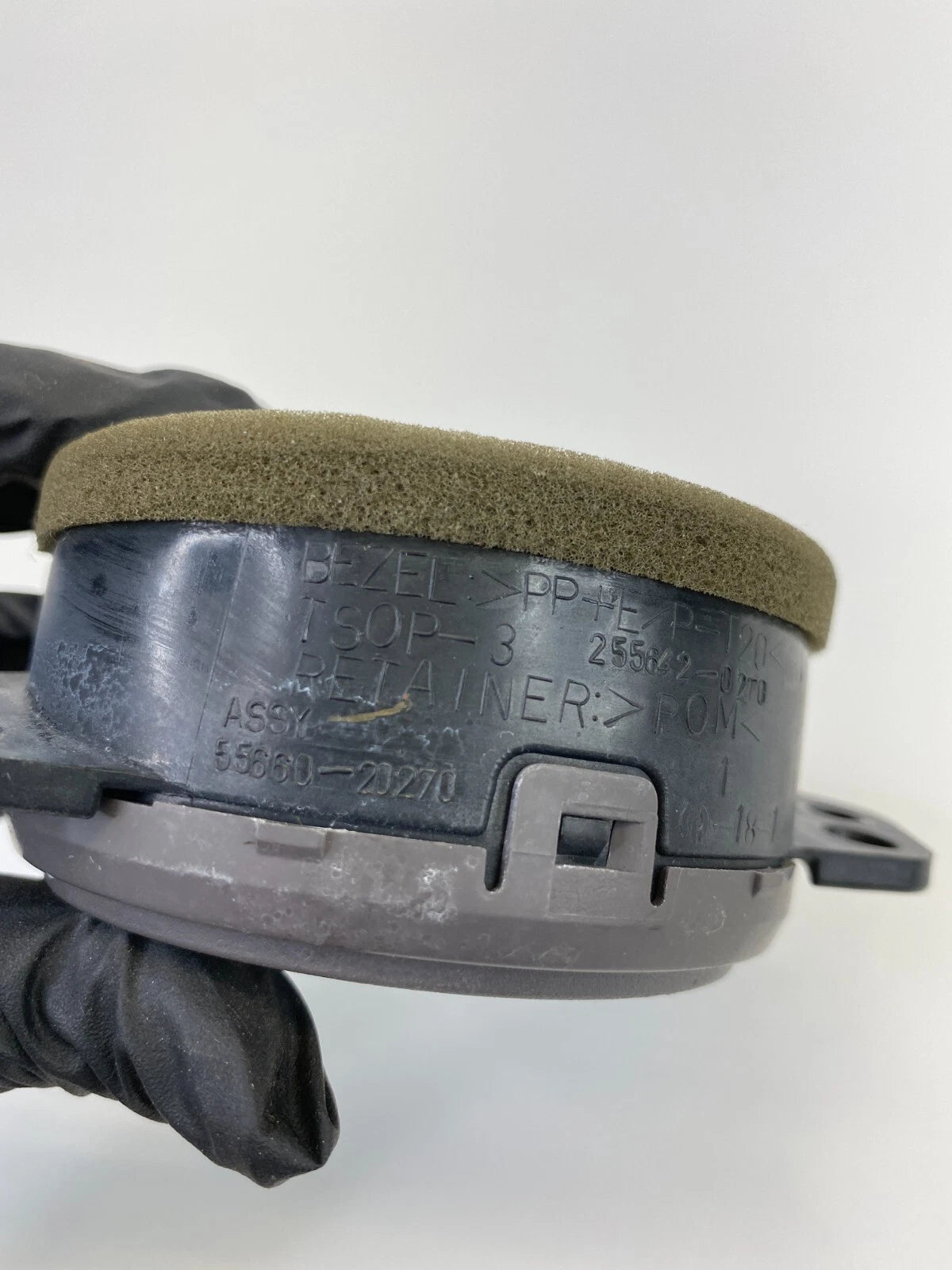 2000-2002 TOYOTA CELICA CENTER DASH AC AIR VENT DUCT GRILLE 55660-20270 OEM