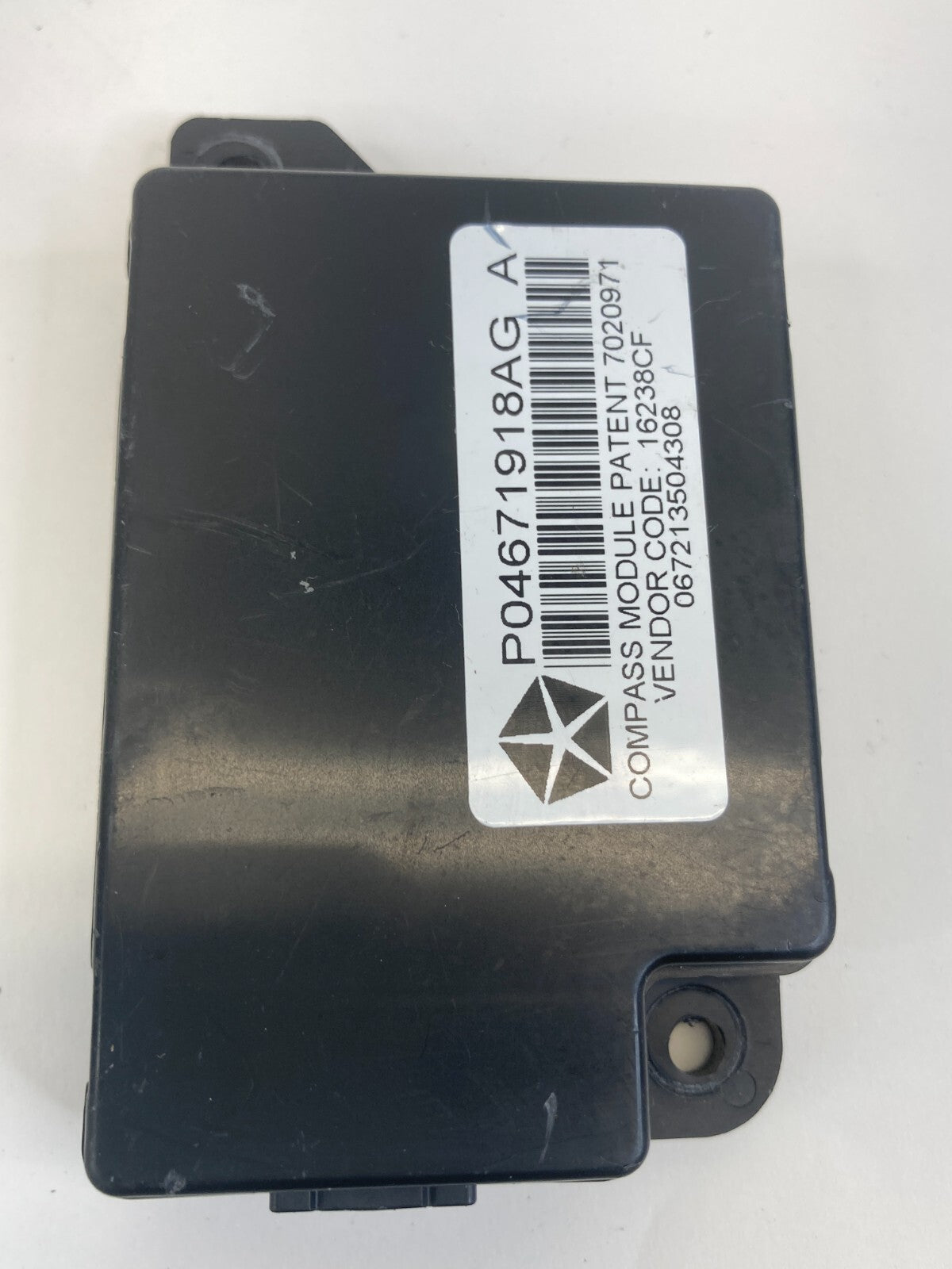 09-16 Chrysler Town & Country A/T Compass & Temperature Control Module 4671918AG