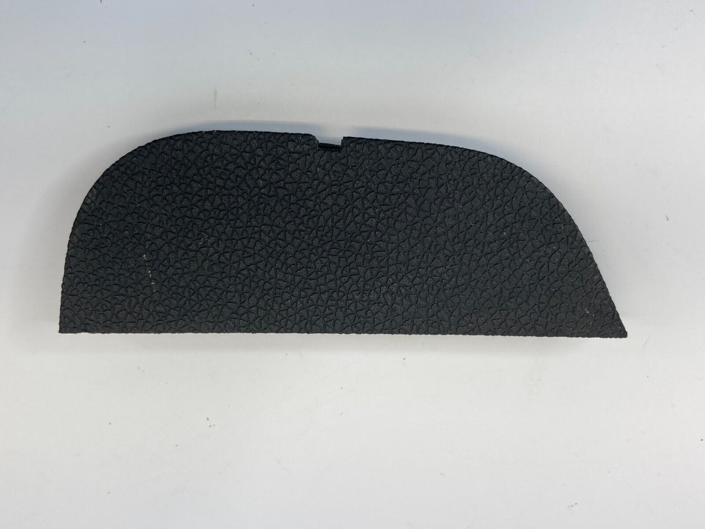 2009-2012 Chevrolet Traverse Front Left Door Armrest Trim Cover Cap 15948054