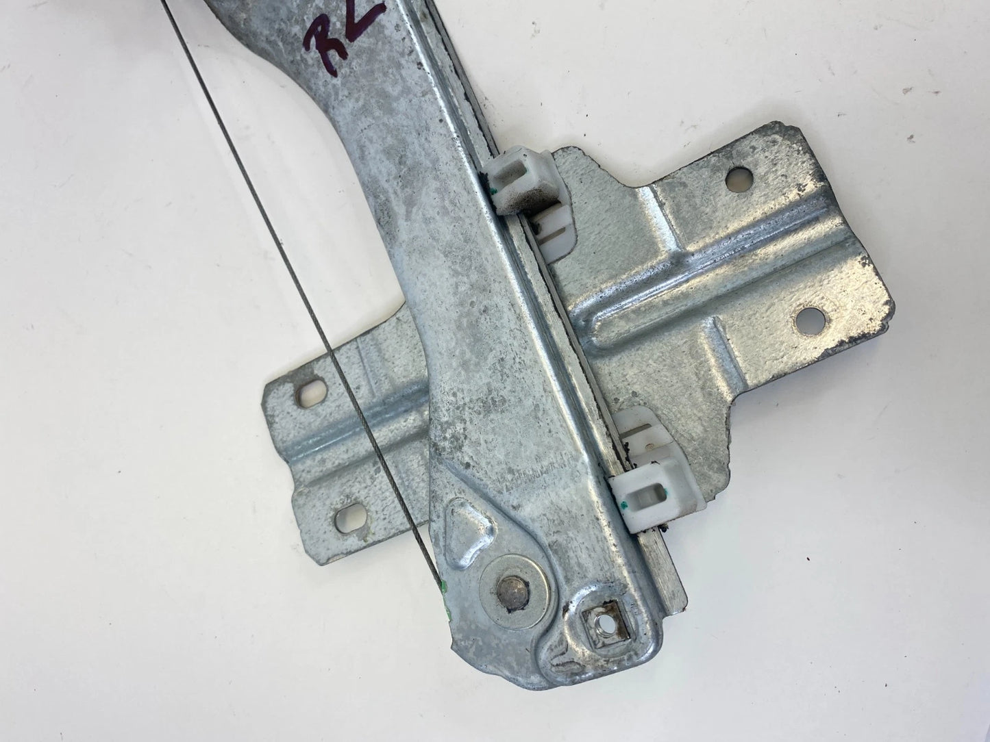 2008-2012 BUICK ENCLAVE REAR LEFT BACK SIDE DOOR WINDOW MOTOR W/ REGULATOR
