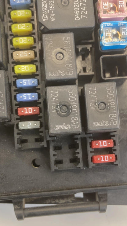 2007 2008 DODGE DAKOTA ENGINE FUSE BOX RELAY POWER MODULE 04692092AE OEM