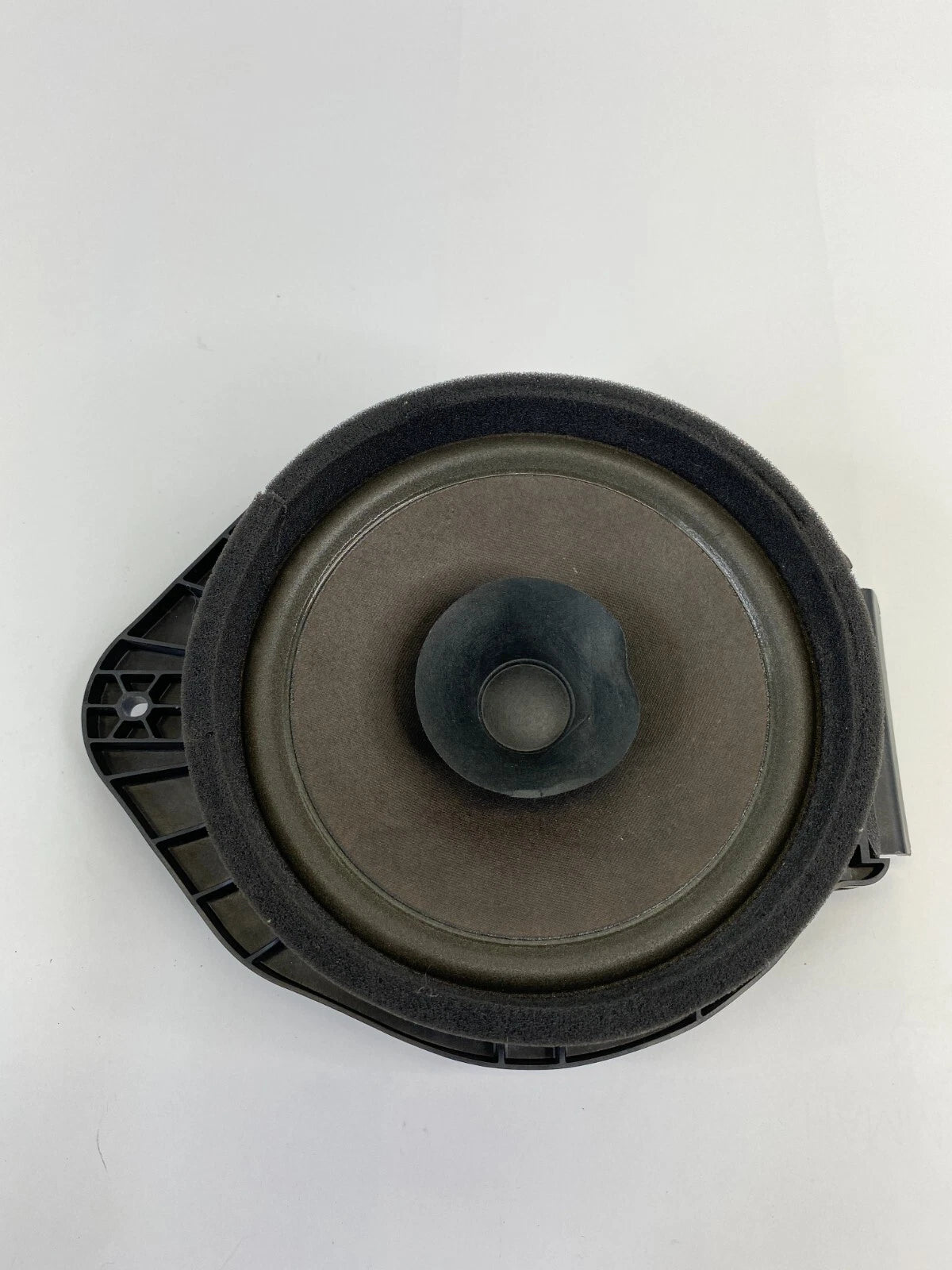 11-16 CHEVROLET CRUZE 11-17 BUICK REGAL REAR RIGHT SIDE DOOR SPEAKER AUDIO OEM
