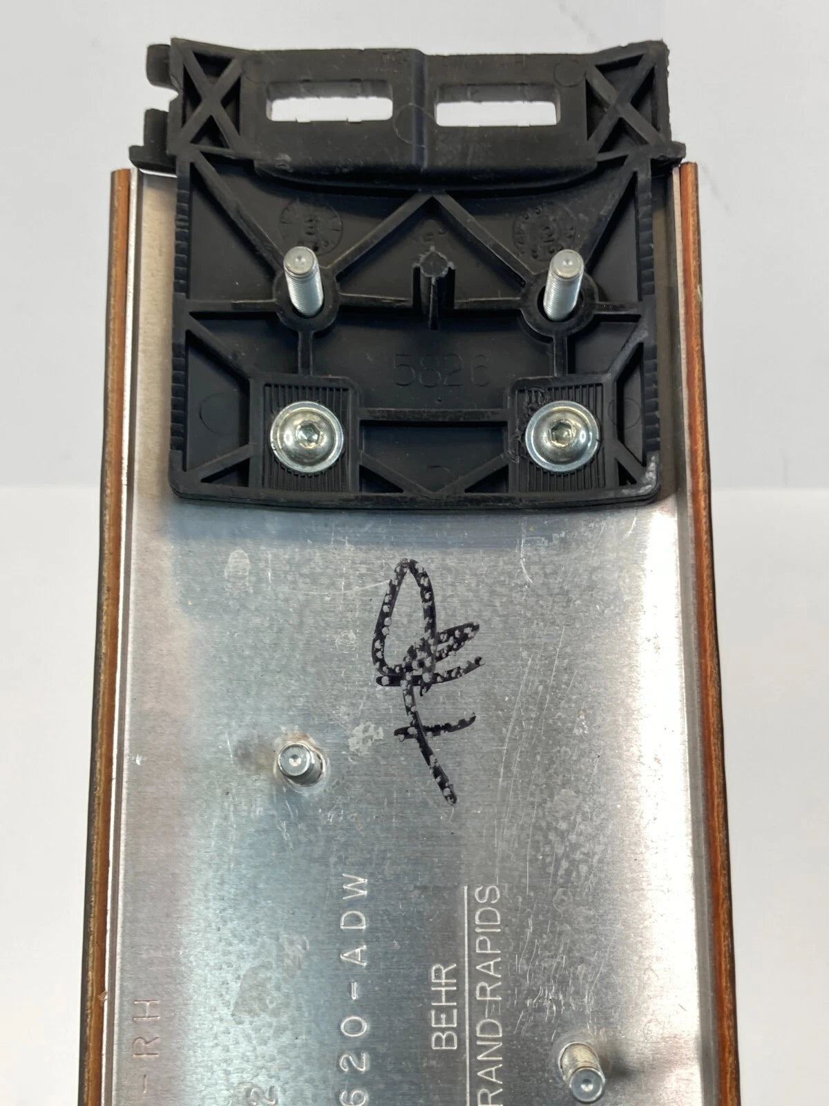 2003-2006 LINCOLN NAVIGATOR REAR RIGHT PASSENGER DOOR MOLDING 2L7X7827620 OEM