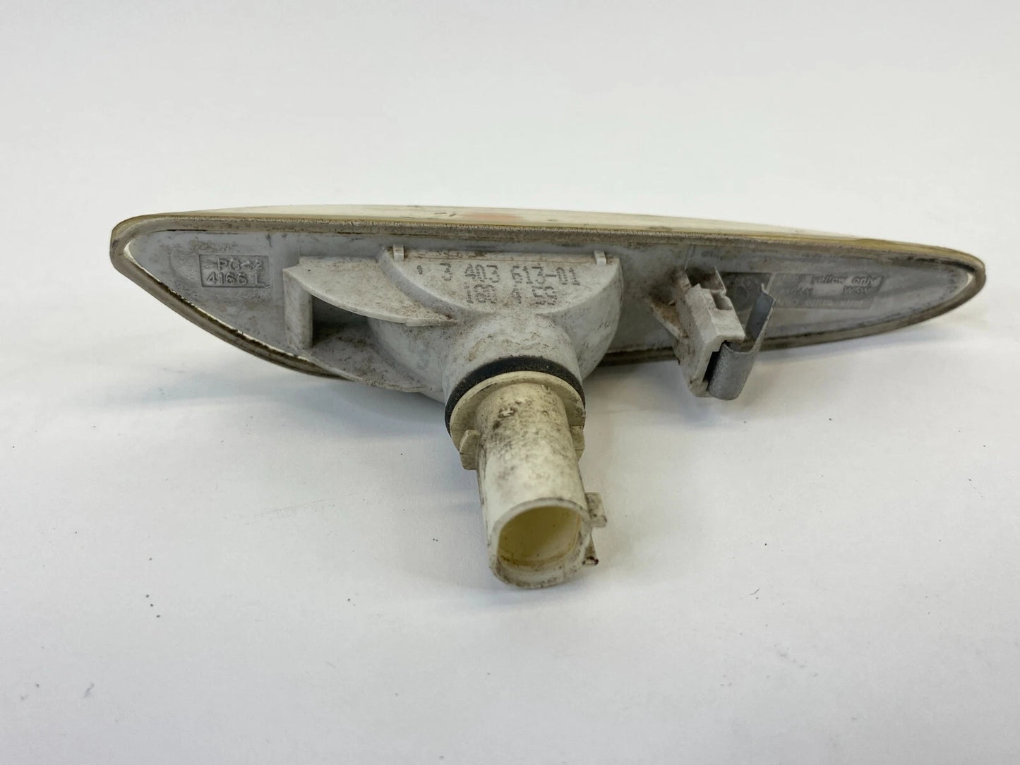 2004-2006 BMW X3 LEFT DRIVER SIDE FENDER MARKER REPEATER LIGHT 3403613-01 OEM