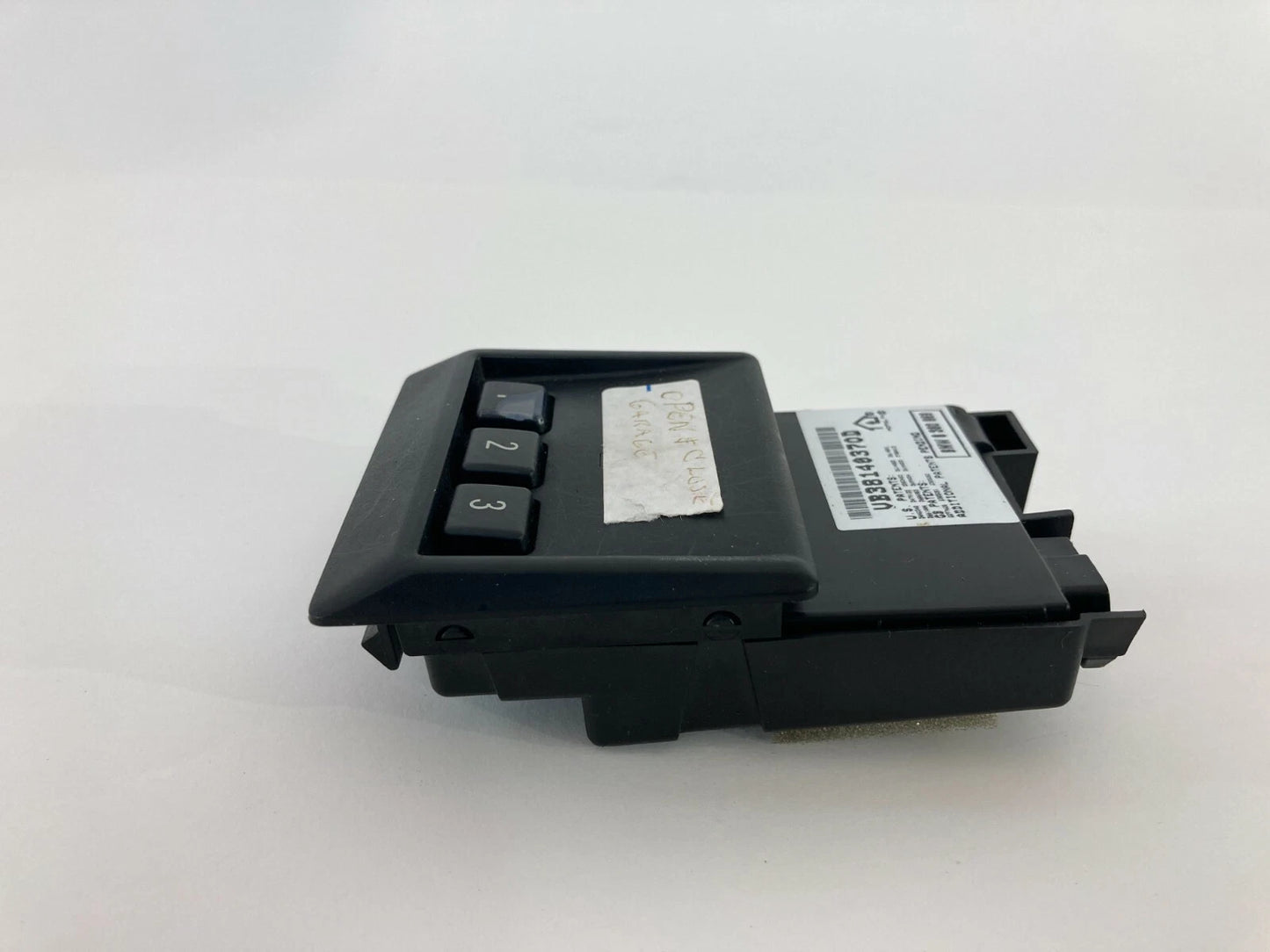 97-20 BMW 740IL GARAGE DOOR GATE REMOTE OPENING CONTROL SWITCH BUTTON 8380869