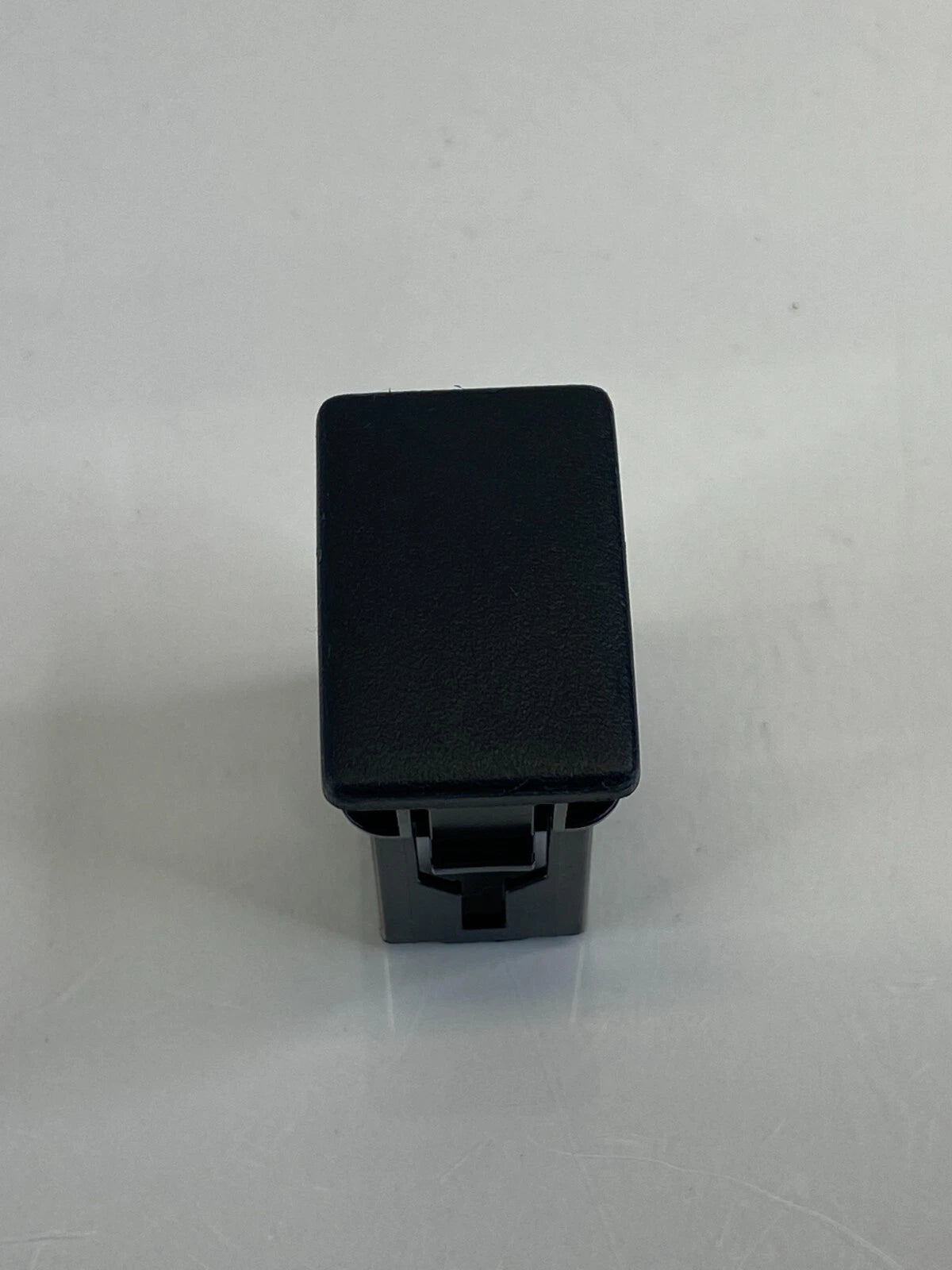2010-2015 TOYOTA PRIUS DASHBOARD BLANK SWITCH HOLE COVER CAP OEM 55539-28160