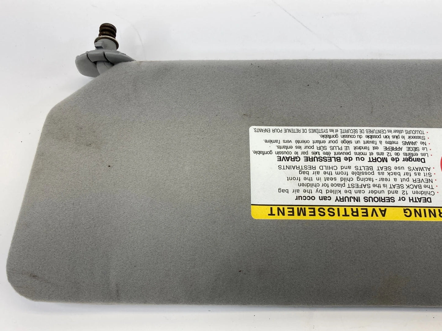 2002-2006 TOYOTA CAMRY RIGHT PASSENGER SIDE SUNVISOR SUN VISOR SHADE OEM