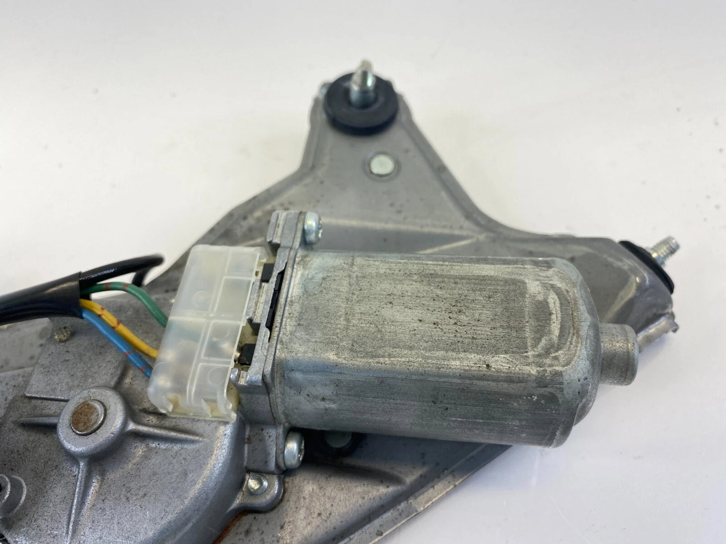 04-09 TOYOTA PRIUS REAR LIFTGATE WINDSHIELD WIPER MOTOR ASSEMBLY 8513047010 OEM