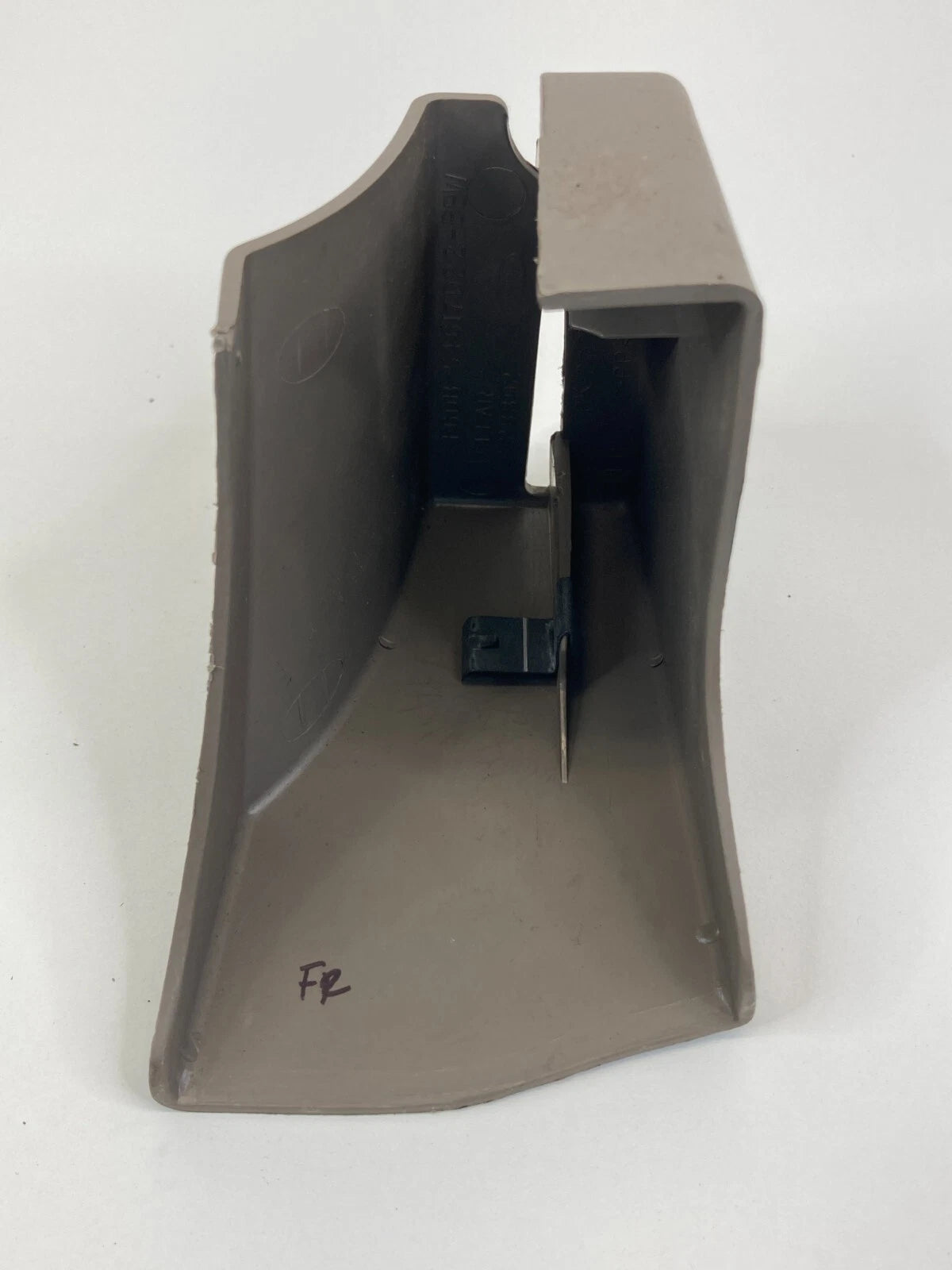 96-07 FORD TAURUS RIGHT INNER SIDE FRONT SEAT TRACK COVER TRIM F6DB-54617D22 OEM