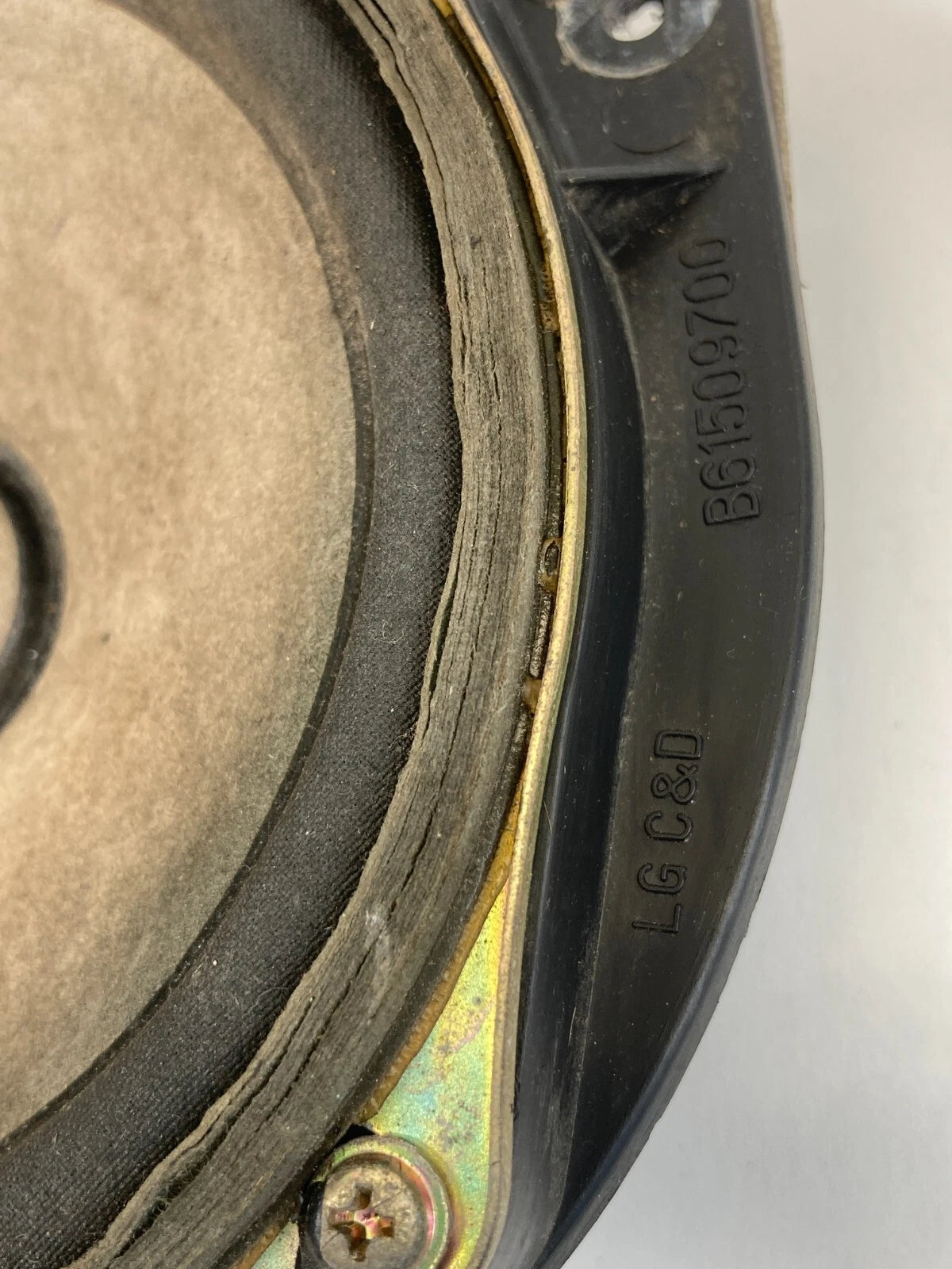 96-00 HYUNDAI ELANTRA FRONT LEFT SIDE DOOR SPEAKER SOUND SYSTEM 96330-29000 OEM