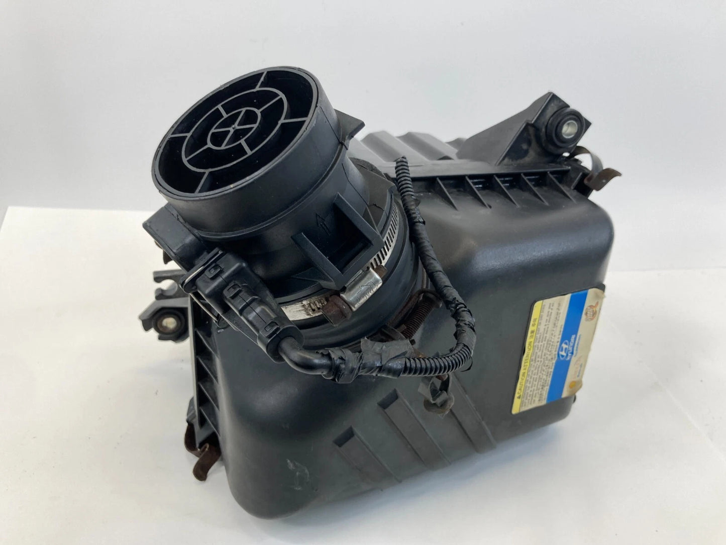 2005-2009 HYUNDAI TUCSON 2.0L 2.7L AIR INTAKE CLEANER BOX HOUSING 28100-2E100